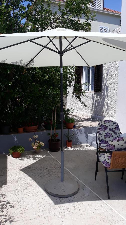 Mini Apartment Petra - Rooms Purple & Green With Kitchen And Garden Dubrovnik Exterior foto