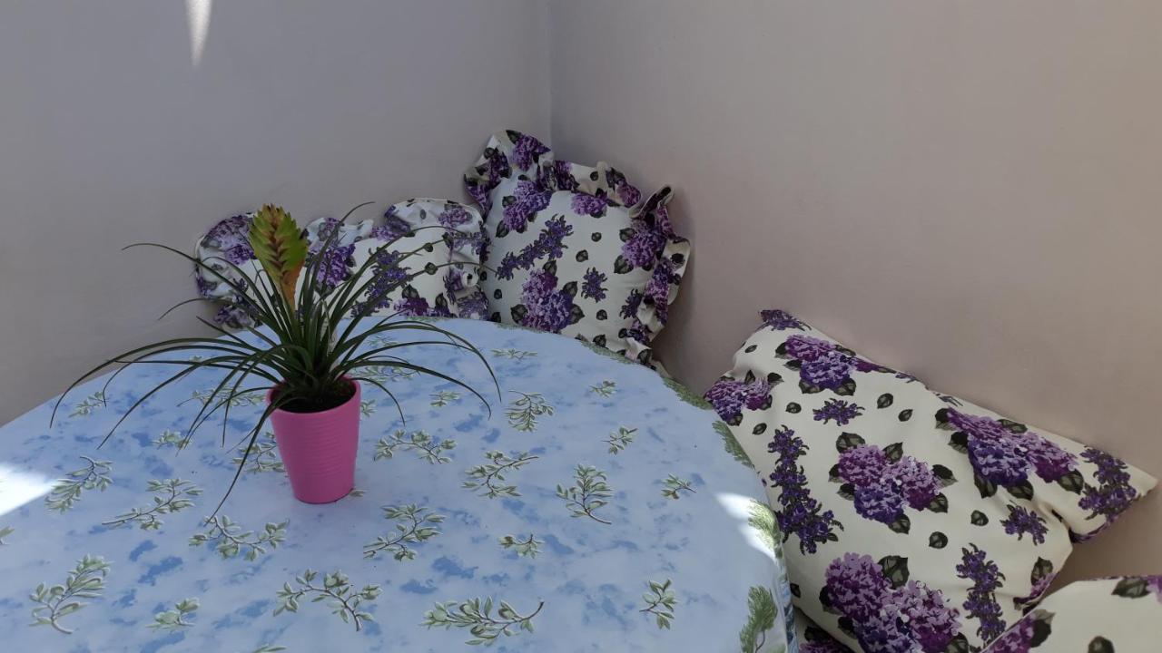 Mini Apartment Petra - Rooms Purple & Green With Kitchen And Garden Dubrovnik Exterior foto