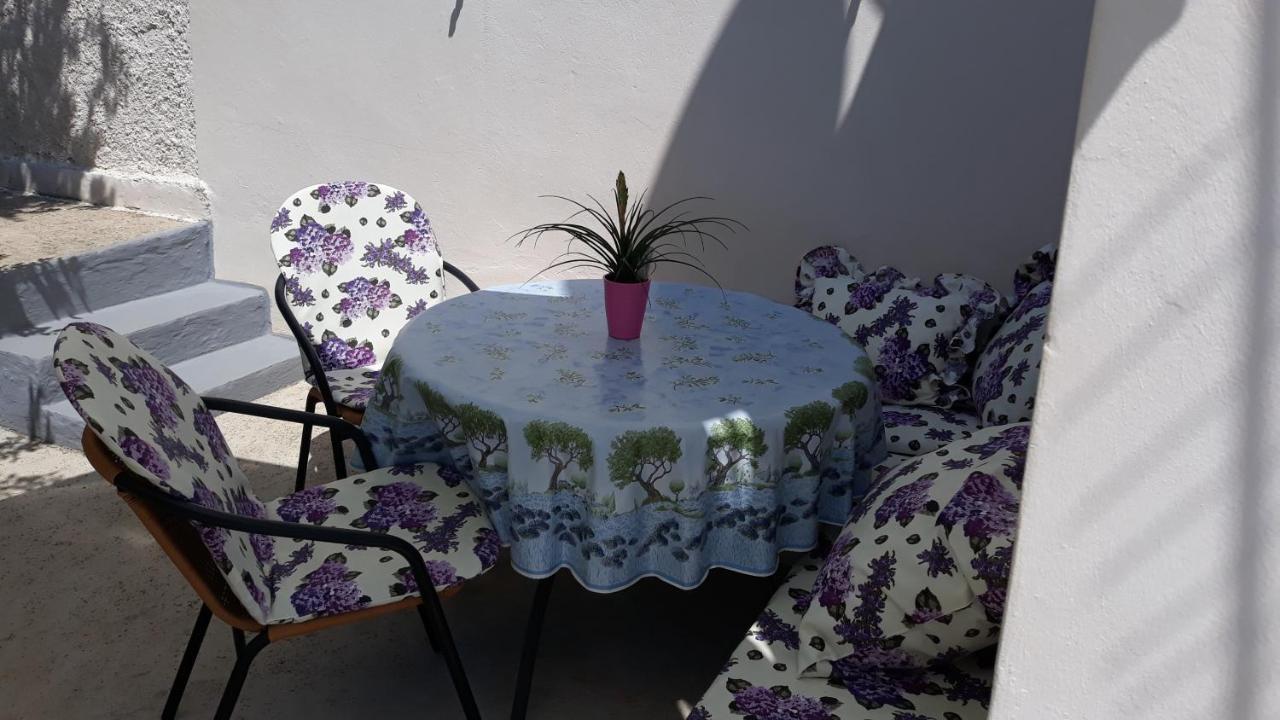 Mini Apartment Petra - Rooms Purple & Green With Kitchen And Garden Dubrovnik Exterior foto
